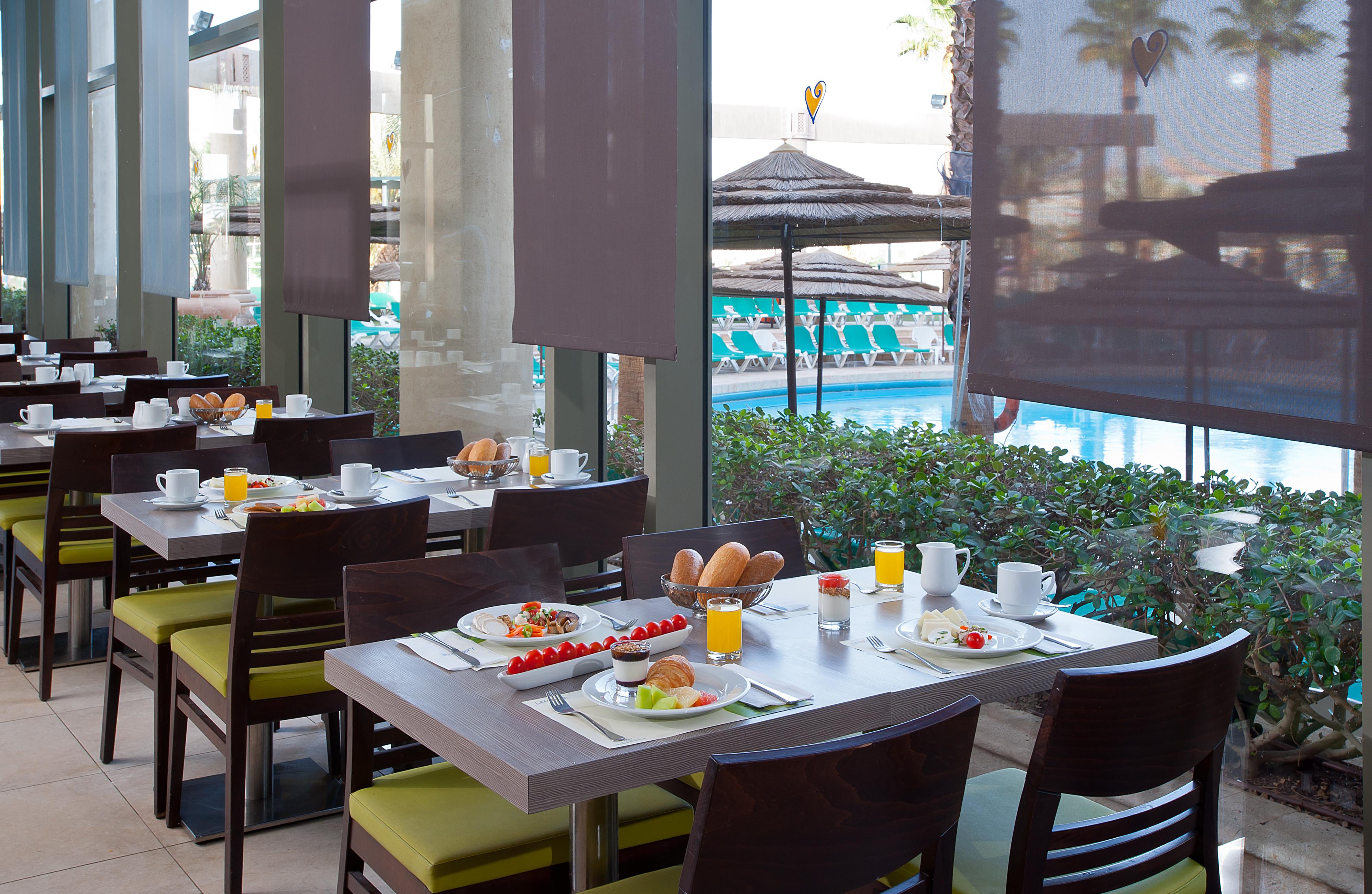 U Magic Palace Ελάτ Εξωτερικό φωτογραφία The restaurant