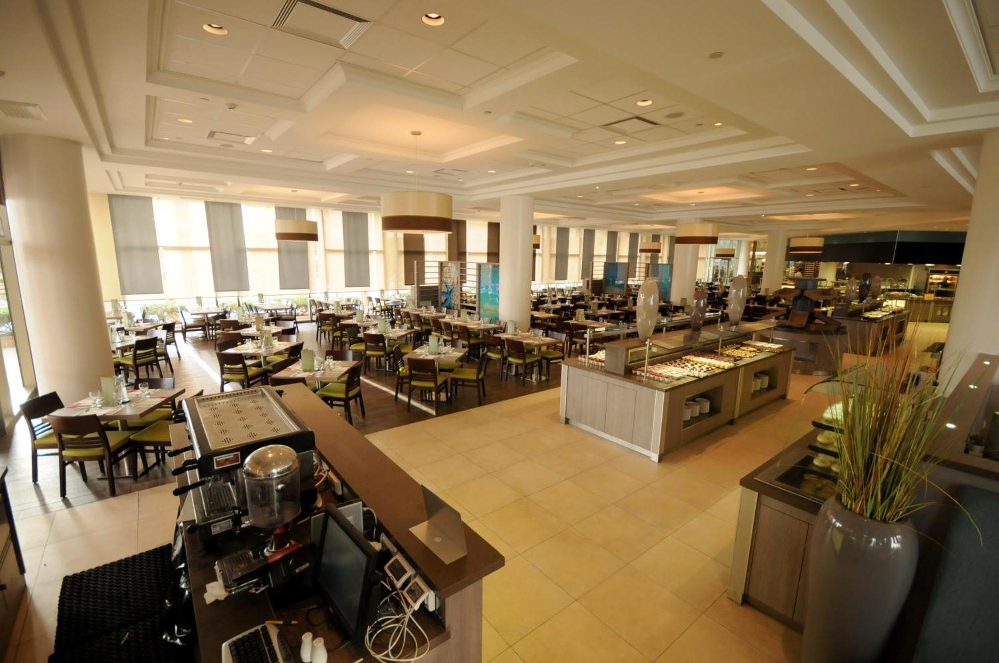 U Magic Palace Ελάτ Εξωτερικό φωτογραφία The restaurant at the hotel